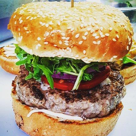 Yogi's Burger