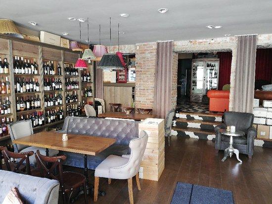 Le Sommelier Wine Bar & Brasserie