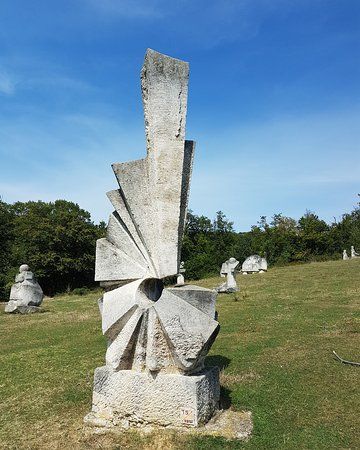 Tabara de Sculptura Magura